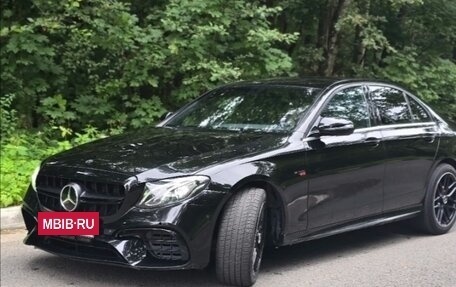 Mercedes-Benz E-Класс, 2016 год, 2 600 000 рублей, 9 фотография
