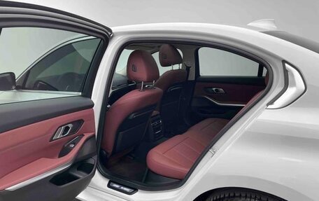 BMW 3 серия, 2022 год, 2 880 000 рублей, 16 фотография