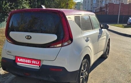KIA Soul III, 2020 год, 2 250 000 рублей, 6 фотография