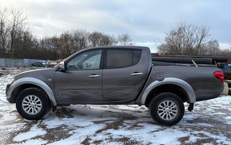 Mitsubishi L200 IV рестайлинг, 2013 год, 1 350 000 рублей, 8 фотография