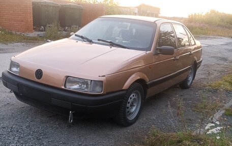 Volkswagen Passat B3, 1988 год, 100 000 рублей, 4 фотография