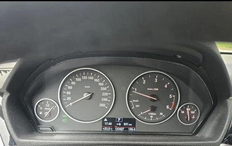 BMW 3 серия, 2018 год, 1 990 000 рублей, 10 фотография