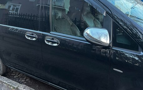 Mercedes-Benz V-Класс, 2017 год, 4 500 000 рублей, 9 фотография