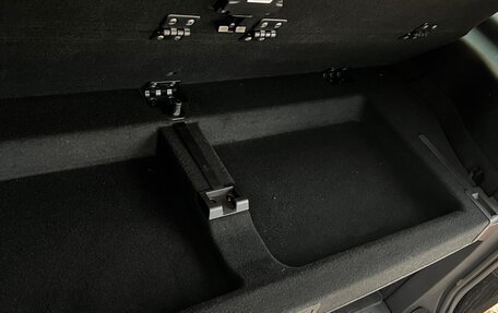 Mercedes-Benz V-Класс, 2017 год, 4 500 000 рублей, 25 фотография