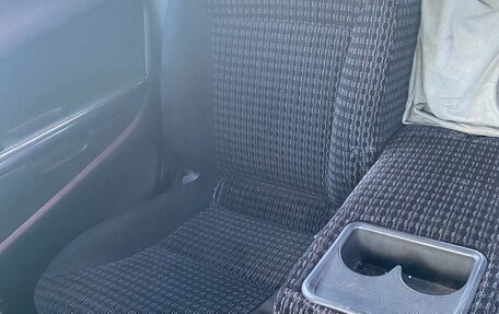 Honda Stream I рестайлинг, 2002 год, 450 000 рублей, 2 фотография