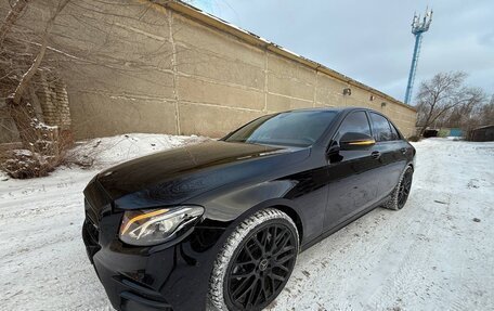 Mercedes-Benz E-Класс, 2020 год, 3 500 000 рублей, 3 фотография