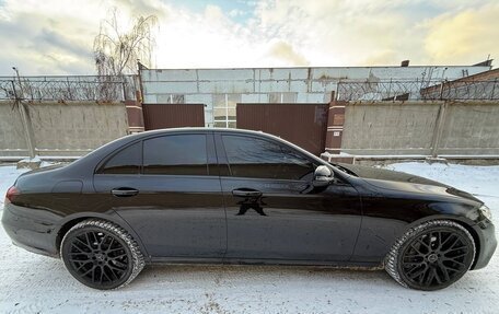 Mercedes-Benz E-Класс, 2020 год, 3 500 000 рублей, 7 фотография