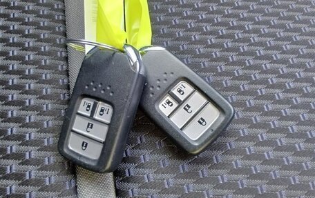 Honda Stepwgn IV, 2015 год, 2 050 000 рублей, 7 фотография