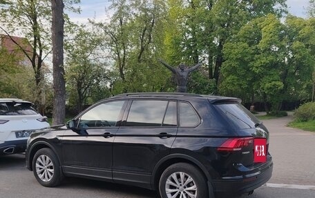 Volkswagen Tiguan II, 2020 год, 2 300 000 рублей, 2 фотография