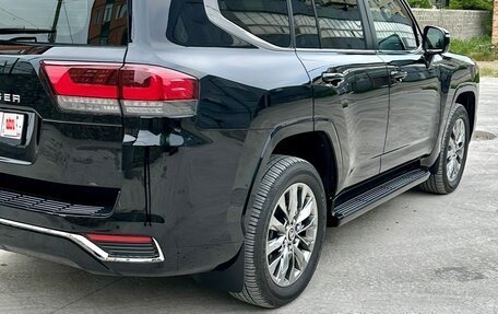 Toyota Land Cruiser, 2023 год, 12 800 000 рублей, 3 фотография