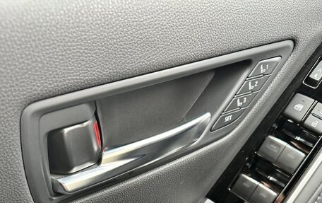 Toyota Land Cruiser, 2023 год, 12 800 000 рублей, 14 фотография