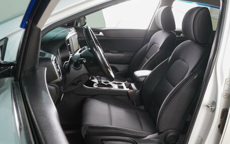 KIA Sportage IV рестайлинг, 2020 год, 2 149 000 рублей, 10 фотография