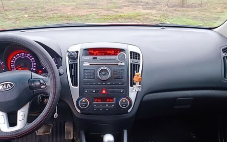 KIA cee'd I рестайлинг, 2010 год, 850 000 рублей, 7 фотография