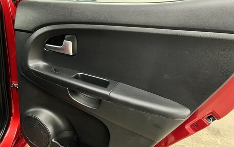 KIA Venga I, 2013 год, 988 000 рублей, 21 фотография