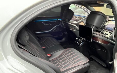 Mercedes-Benz S-Класс, 2024 год, 31 337 400 рублей, 9 фотография