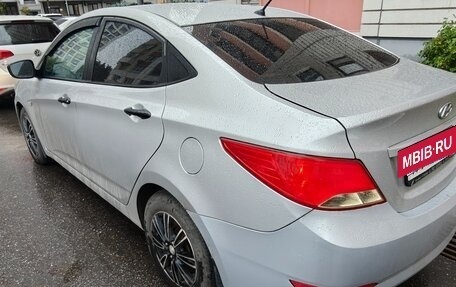 Hyundai Solaris II рестайлинг, 2015 год, 760 000 рублей, 5 фотография