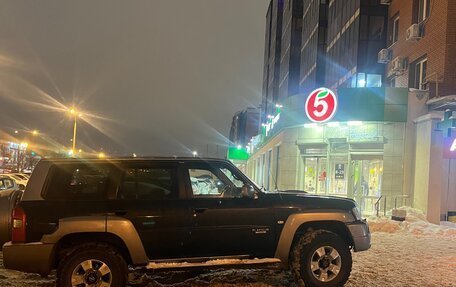 Nissan Patrol, 2005 год, 1 500 000 рублей, 1 фотография