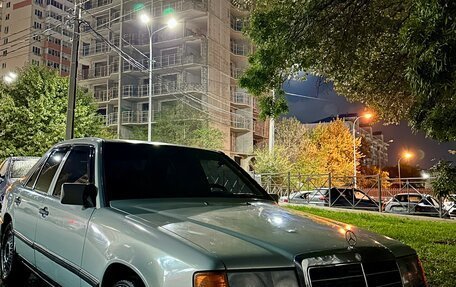 Mercedes-Benz W124, 1989 год, 410 000 рублей, 1 фотография