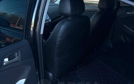 Hyundai Solaris II рестайлинг, 2015 год, 800 000 рублей, 7 фотография