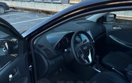 Hyundai Solaris II рестайлинг, 2015 год, 800 000 рублей, 6 фотография