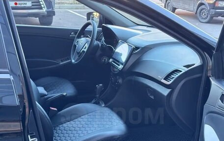 Hyundai Solaris II рестайлинг, 2015 год, 800 000 рублей, 9 фотография