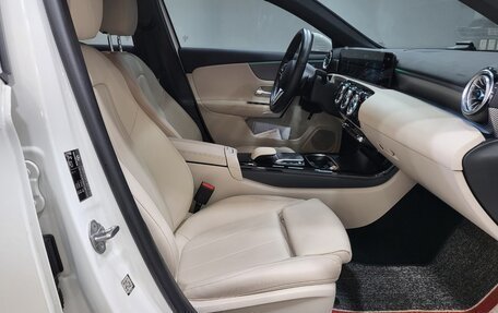 Mercedes-Benz A-Класс, 2023 год, 2 390 013 рублей, 17 фотография