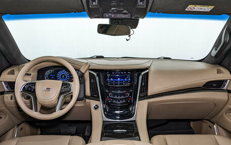 Cadillac Escalade IV, 2019 год, 4 950 000 рублей, 14 фотография