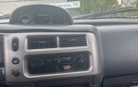 Mitsubishi L200 III рестайлинг, 2006 год, 780 000 рублей, 2 фотография