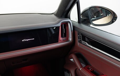 Porsche Cayenne III, 2025 год, 27 490 000 рублей, 26 фотография