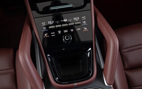 Porsche Cayenne III, 2025 год, 27 490 000 рублей, 24 фотография