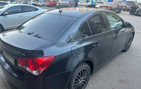 Chevrolet Cruze II, 2010 год, 650 000 рублей, 5 фотография