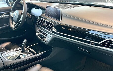 BMW 7 серия, 2019 год, 6 325 000 рублей, 30 фотография