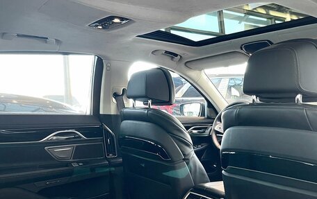 BMW 7 серия, 2019 год, 6 325 000 рублей, 37 фотография