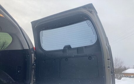 Toyota Land Cruiser Prado 150 рестайлинг 2, 2014 год, 2 850 000 рублей, 8 фотография