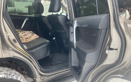 Toyota Land Cruiser Prado 150 рестайлинг 2, 2014 год, 2 850 000 рублей, 14 фотография