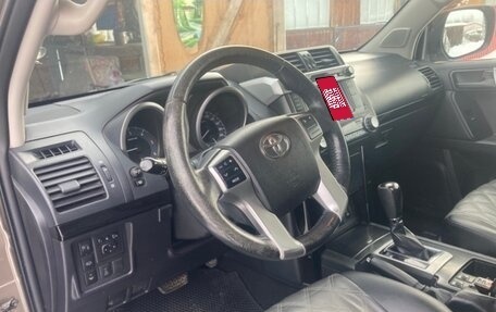 Toyota Land Cruiser Prado 150 рестайлинг 2, 2014 год, 2 850 000 рублей, 9 фотография