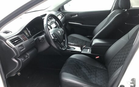 Toyota Camry, 2016 год, 2 050 000 рублей, 9 фотография