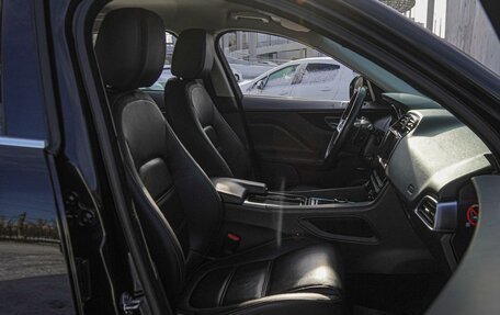 Jaguar F-Pace, 2018 год, 2 599 000 рублей, 8 фотография