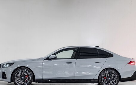 BMW 5 серия, 2025 год, 10 800 000 рублей, 2 фотография