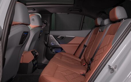 BMW 5 серия, 2025 год, 10 800 000 рублей, 20 фотография