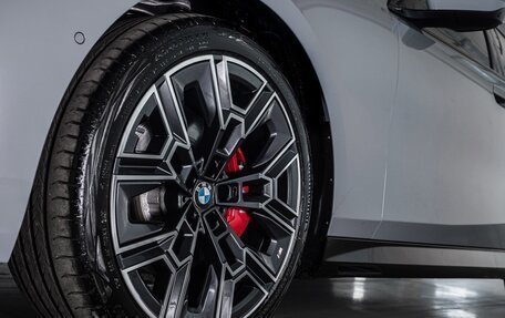 BMW 5 серия, 2025 год, 10 800 000 рублей, 31 фотография