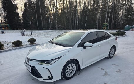 Toyota Corolla, 2021 год, 1 900 000 рублей, 5 фотография