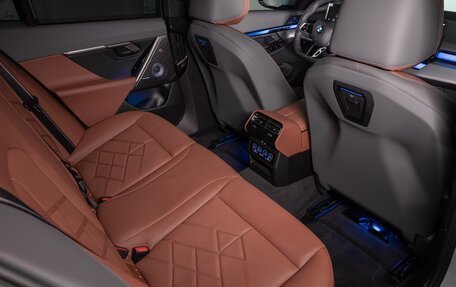 BMW 5 серия, 2025 год, 10 800 000 рублей, 28 фотография