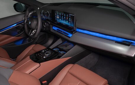 BMW 5 серия, 2025 год, 10 800 000 рублей, 23 фотография