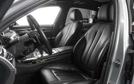 BMW 7 серия, 2018 год, 4 240 000 рублей, 13 фотография