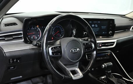KIA K5, 2020 год, 2 590 000 рублей, 16 фотография
