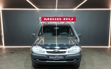 Chevrolet Niva I рестайлинг, 2017 год, 750 000 рублей, 2 фотография