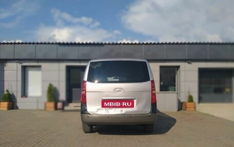 Hyundai Grand Starex Grand Starex I рестайлинг 2, 2009 год, 695 000 рублей, 6 фотография