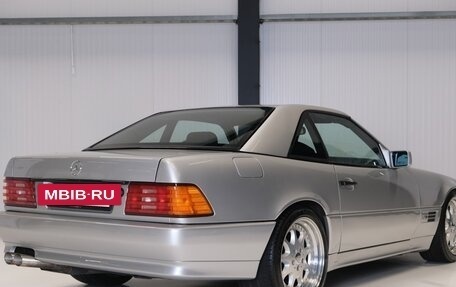 Mercedes-Benz SL-Класс, 1992 год, 17 420 000 рублей, 7 фотография
