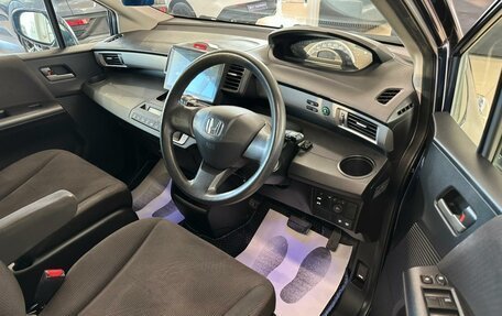 Honda Freed I, 2011 год, 1 099 000 рублей, 10 фотография